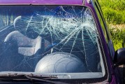 如何打開小車前蓋？打開小車前蓋有哪些步驟和注意事項？