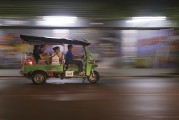 夢中購車之旅，夢中購車之旅，探索夢幻般的購車體驗