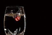 茅臺鎮(zhèn)貼牌酒亂象調(diào)查：西鳳不帶酒、汾酒集團≠杏花村