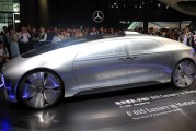 重慶開展車網(wǎng)互動(dòng)應(yīng)用，新能源汽車反向?yàn)殡娋W(wǎng)送電！比亞迪漲超4%，智能電動(dòng)車ETF（516380）盤中上探2.81%