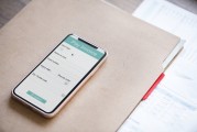 iPhone上的大型免費(fèi)游戲，探索創(chuàng)新與挑戰(zhàn)，智能手機(jī)的多任務(wù)體驗(yàn)，探索創(chuàng)新與挑戰(zhàn)的游戲應(yīng)用