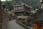 從拼多多平臺(tái)到鳳凰古城的網(wǎng)絡(luò)流量提升之路——以湖南省吉首市為例，拼多多助力湖南吉首鳳凰古城熱度提升