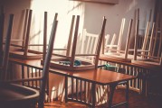 夢(mèng)回故里，老師家訪，夢(mèng)回故里，重溫老師家訪的溫暖時(shí)刻