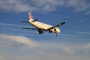 關(guān)注！C919飛機(jī)今晚交付！中航系應(yīng)聲大漲，國防軍工ETF（512810）逆市漲1.18%終結(jié)8連陰！