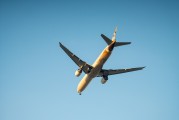 夢中的飛翔之翼——飛機在天空的壯麗舞姿，飛機在天空的壯麗舞姿，夢中的飛翔之翼