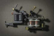 LED燈泡更換的正確步驟是什么？如何確保更換過程中的安全？
