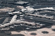 航空股集體反彈 中國國航、南方航空雙雙漲近6%