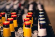 體驗(yàn)飲料的無(wú)限樂(lè)趣——免費(fèi)游戲的魅力所在，一杯好酒，一份分享，探索免費(fèi)游戲的樂(lè)趣與魅力