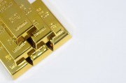 llg黃金的交易情況如何？交易過程中需要注意什么？