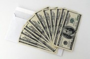 美國至8月30日當周API原油庫存減少740萬桶，預期減少63.8萬桶