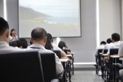 蒙草生態(tài):關(guān)于召開(kāi)2025年第三次臨時(shí)股東大會(huì)的通知