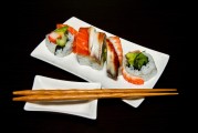 夢(mèng)到吃飯的寓意與解讀，夢(mèng)到吃飯的寓意與解讀