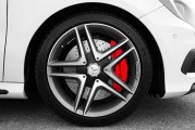 逸動(dòng)DT的性能和駕駛體驗(yàn)如何？購(gòu)買緊湊型車時(shí)應(yīng)該考慮哪些因素？