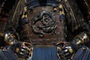 鎧甲勇士手游免費下載，讓你暢享戰(zhàn)斗樂趣，鎧甲勇士手游，一款集策略、競技和休閑于一體的手機游戲！