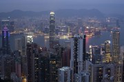 如何理解看put買(mǎi)美式期權(quán)的操作？這種操作的適用場(chǎng)景是什么？
