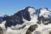夢(mèng)到白雪滿地的寓意與解讀，夢(mèng)到白雪滿地的寓意與解讀