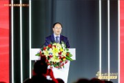 五大公募掌門(mén)熱議基金高質(zhì)量發(fā)展：主動(dòng)管理與被動(dòng)ETF之爭(zhēng)硝煙再起！“新質(zhì)財(cái)富管理力”橫空出世！