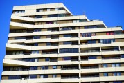 地產(chǎn)后開發(fā)時代“橫”著長？馮侖稱商品住宅市場將為2019年的1/3，馬寅表示“運(yùn)營決定一切”
