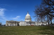 美國參議院民主黨領導人舒默：參議院將批準臨時開支立法草案