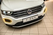 大眾途岳胎壓燈亮了如何復位？這種操作對車輛安全有何重要性？
