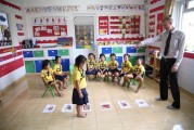 幼兒益智小游戲，讓學(xué)習(xí)無處不在，小助手，寶寶成長路上的益智游戲大集合