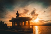 夢(mèng)中的時(shí)光隧道，與去世姥爺?shù)脑俅五忮耍瑝?mèng)中的時(shí)光隧道，與去世姥爺?shù)脑俅五忮? title=