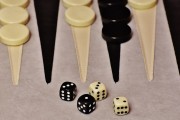 海量五子棋游戲盡在手機(jī)上，只需一部手機(jī)，隨時(shí)隨地享受五子棋的樂趣！