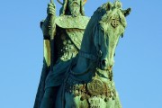 國王的游戲小說免費閱讀: 一部揭開神秘城堡的冒險記，公主與騎士，揭秘神秘城堡之旅