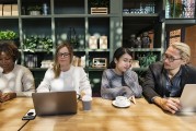 韓國(guó)代總統(tǒng)韓德洙舉行緊急會(huì)議 討論如何應(yīng)對(duì)美國(guó)關(guān)稅