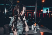夢中的裸露之謎，我為何夢見自己沒衣服穿？