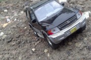打開游戲的車門，免費(fèi)下載的小汽車游戲，下載小游戲，打開車門，即可體驗(yàn)小汽車駕駛的樂(lè)趣