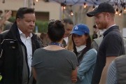 外媒：加州山火蔓延之際，哈里王子夫婦訪問災區(qū)，被諷利用自然災害“作秀”
