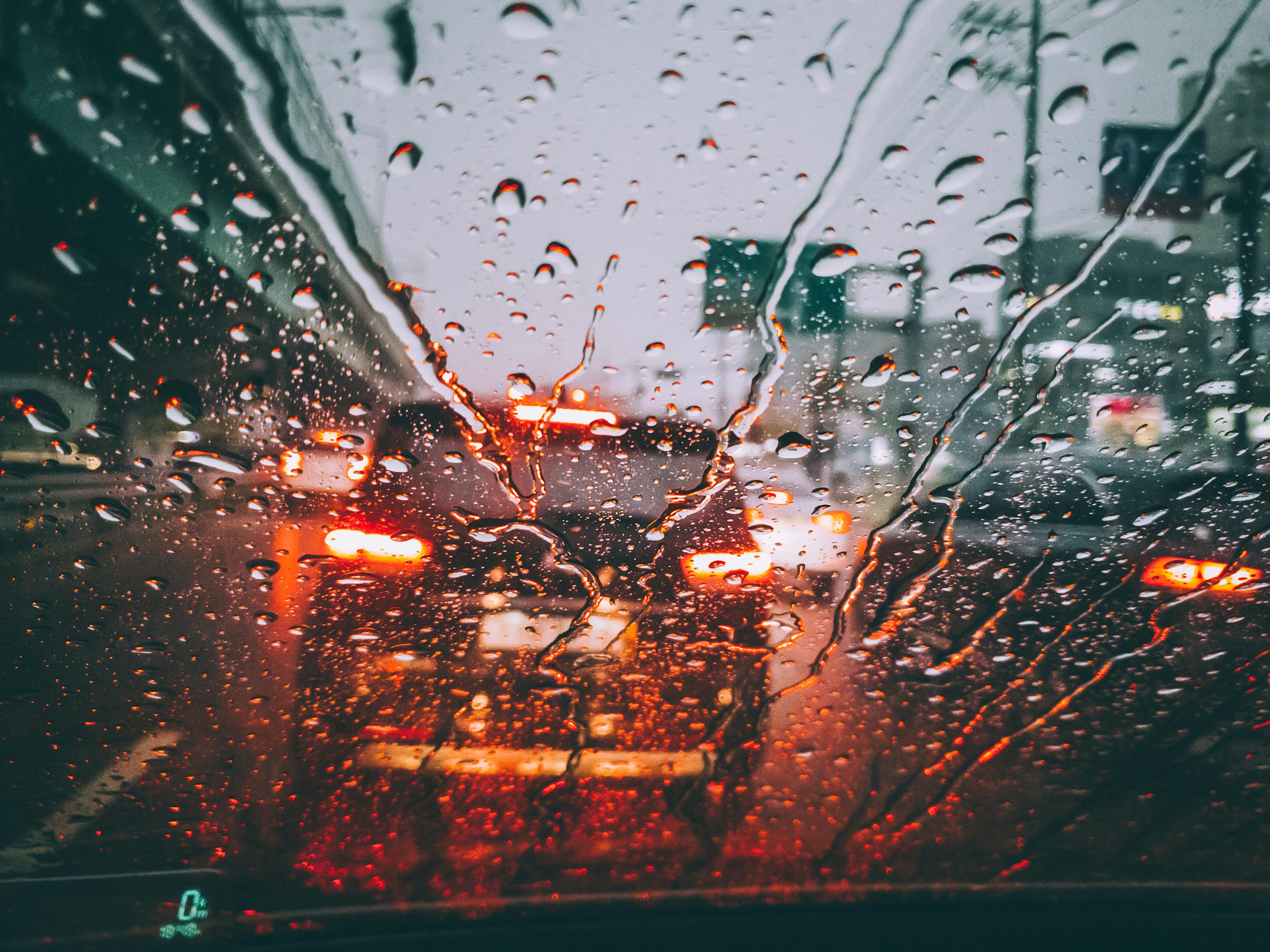 夢境中的雨滴，一場夢中雨的遐想