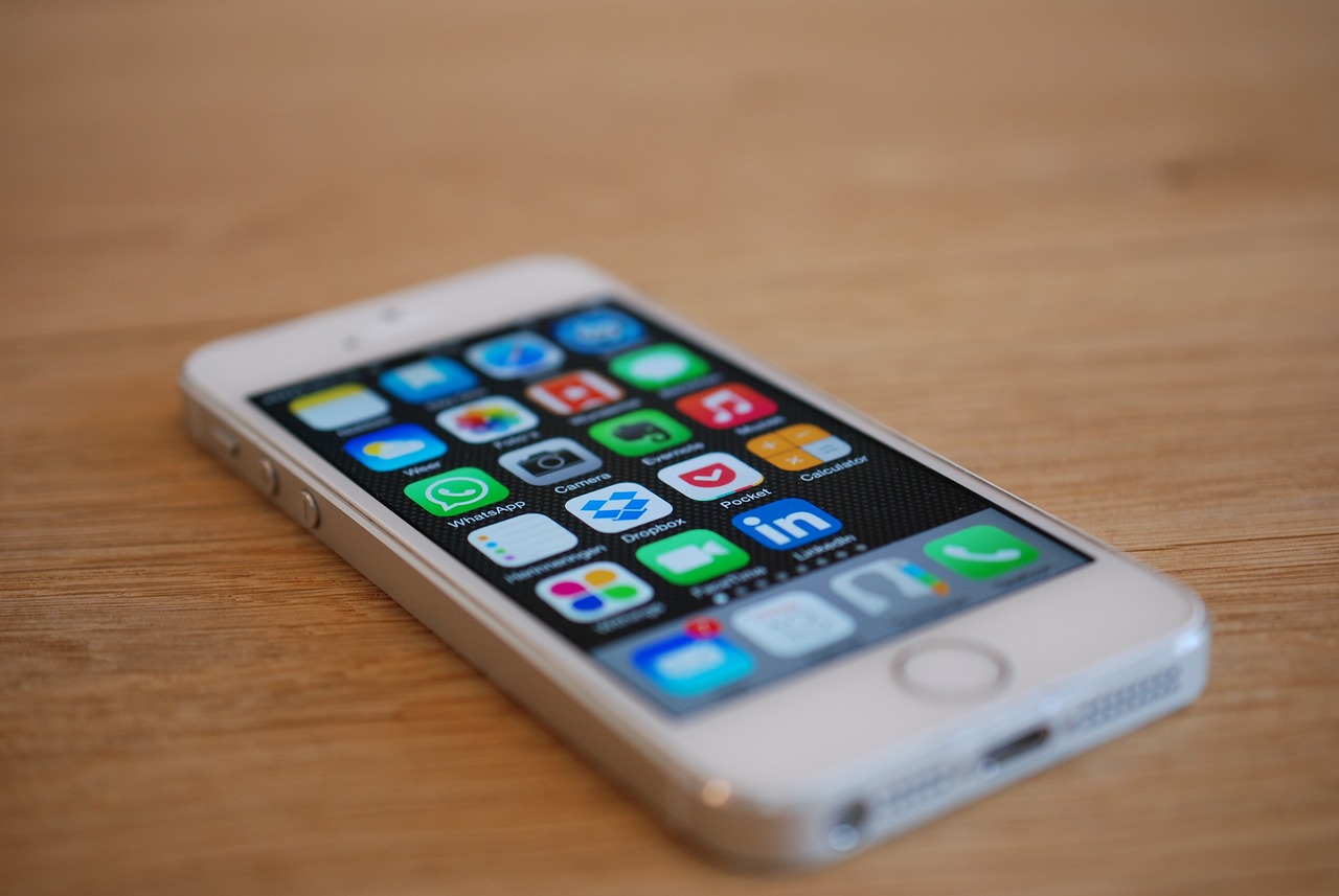iPhone手機(jī)，好玩且免費(fèi)的游戲