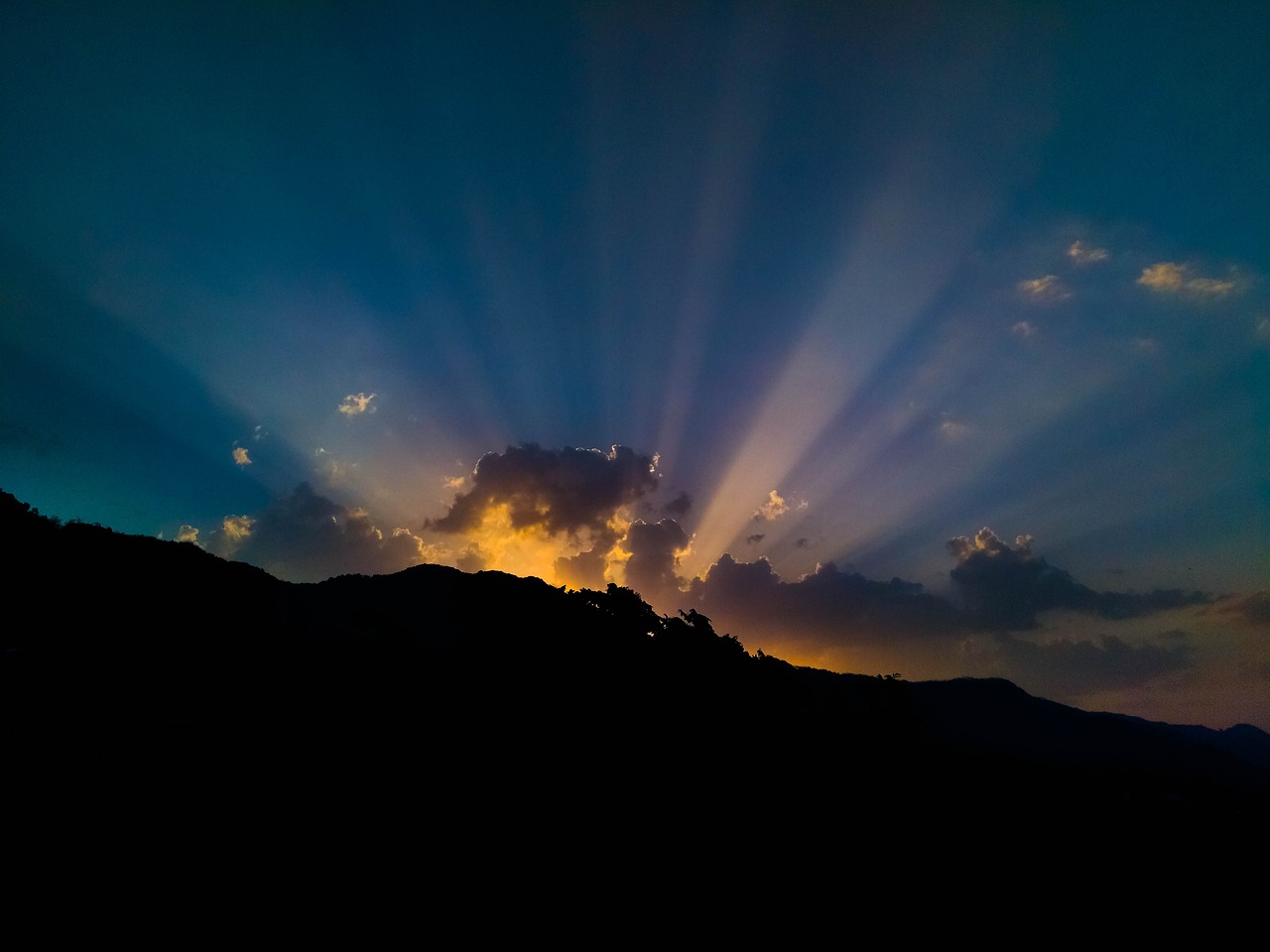 夢(mèng)中邂逅仙人，一場(chǎng)神秘的奇幻之旅