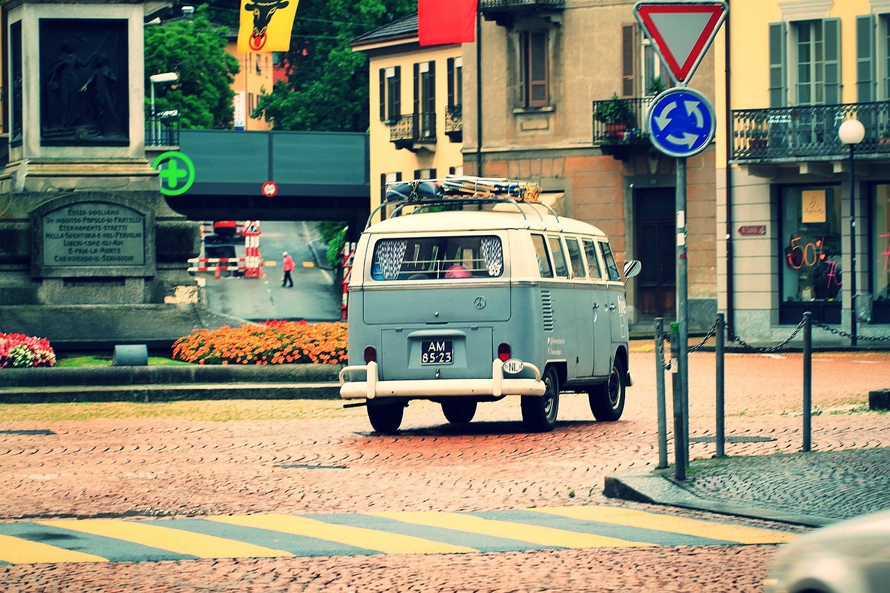 夢(mèng)中的貨車之旅，夢(mèng)中的貨車之旅之旅，追尋未知的旅程。