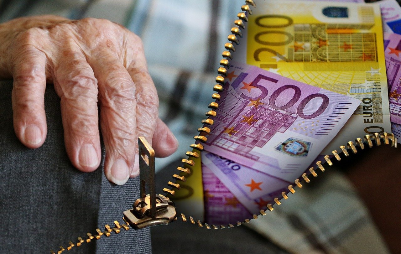 美聯儲降息預期升溫 對沖基金將黃金看漲押注增至四年高位