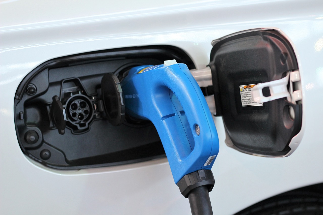 眾泰車鑰匙更換車載電池的方法有哪些？更換鑰匙車載電池時(shí)應(yīng)注意哪些細(xì)節(jié)？