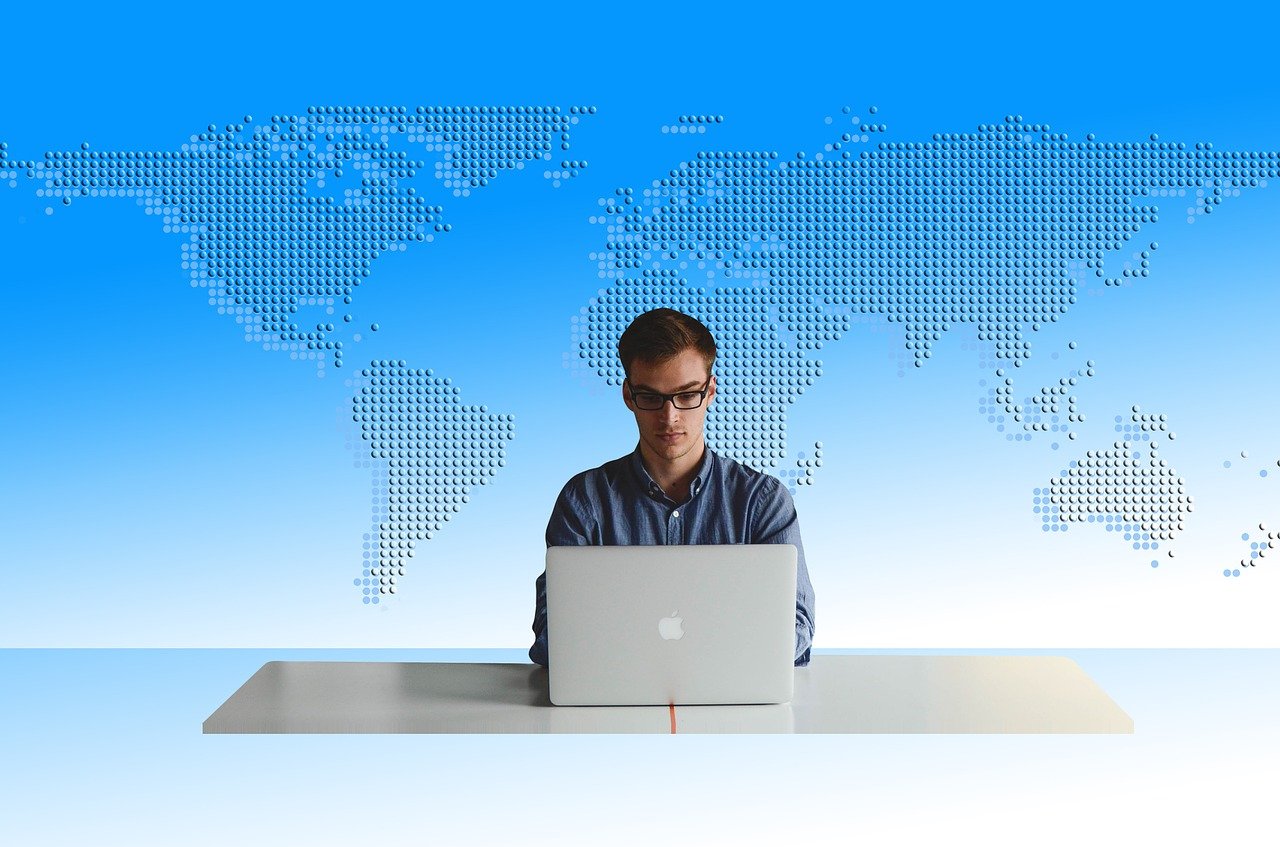 上海企業(yè)高效運營攻略：網(wǎng)站搭建與備案流程詳解