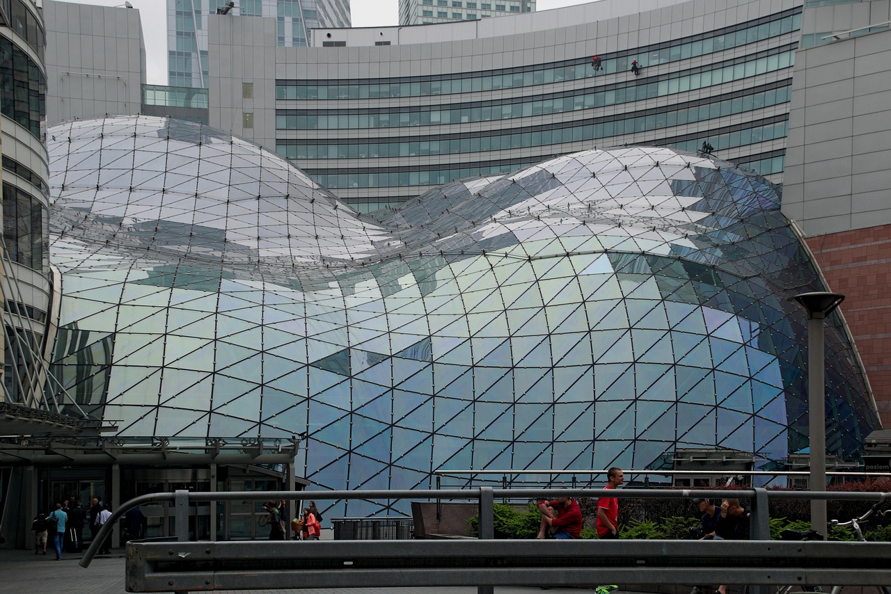 北京，作為中國的首都和國際大都市，擁有一流的科技、文化和教育等資源。在搜索引擎優(yōu)化（SEO）領(lǐng)域中，百度等搜索引擎會根據(jù)其網(wǎng)頁的相關(guān)性和重要性來計(jì)算網(wǎng)頁的權(quán)重。那么，百度網(wǎng)站權(quán)重如何計(jì)算呢？