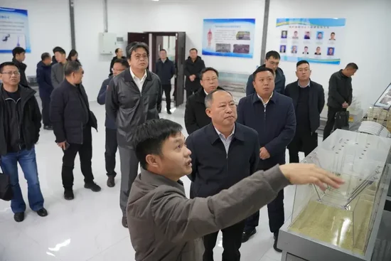 攜手打造政校企科技創(chuàng)新平臺！貴州理工學院與六盤水市政府簽署合作協(xié)議