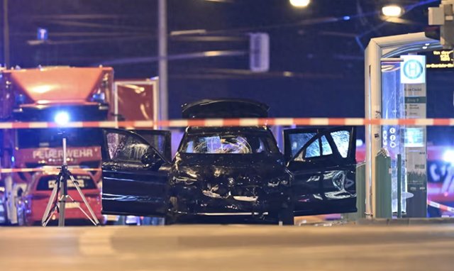 德國汽車沖撞人群事件已致數(shù)十人死傷，美官員：白宮正密切關(guān)注