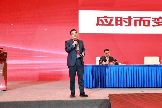 張德芹在茅臺(tái)葡萄酒公司2025年度市場(chǎng)工作會(huì)上強(qiáng)調(diào)：豐富茅臺(tái)產(chǎn)品線、拱衛(wèi)茅臺(tái)品牌、傳播茅臺(tái)文化