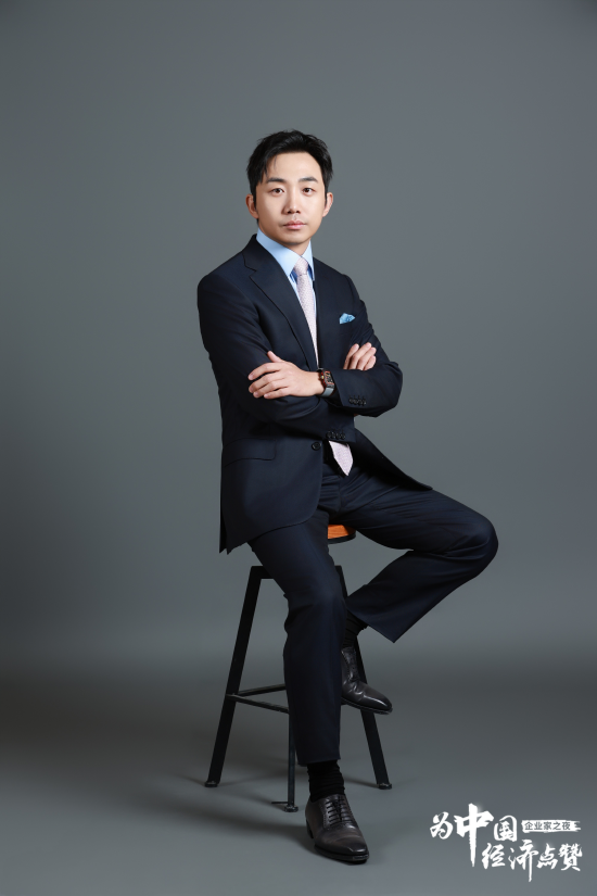 向王寧等企業(yè)家致敬，2024企業(yè)家之夜舉行