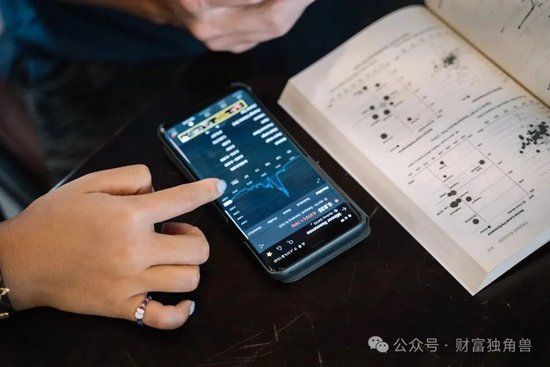大成基金楊挺旗下基金3年來虧44%，基民抱怨押注醫(yī)藥賽道難見起色