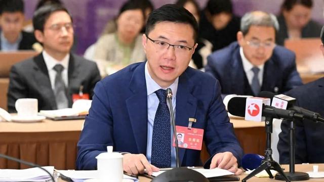 全國(guó)人大代表田軒：建議寬容失敗，鼓勵(lì)不拘一格降人才